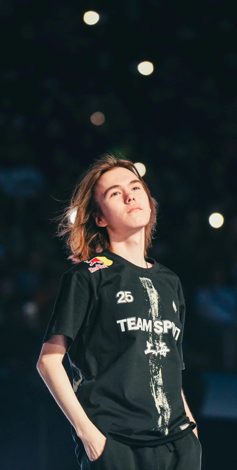 夸张！ Flandre 的战争之神Gwen在12分钟内取得了四杀，结束了比赛AL1-0TT