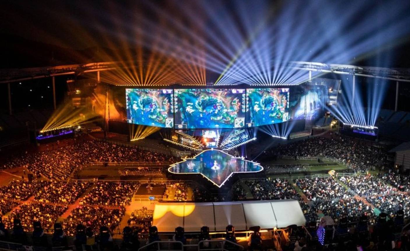 PSG官博发布MSI总结：我们从入围赛杀进淘汰赛仍然是很大的进步