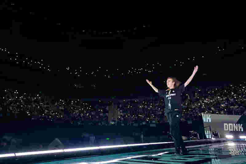 FPX群访 xiaolaohu：自己坦克玩的比较差 第二局没有注意防GANK