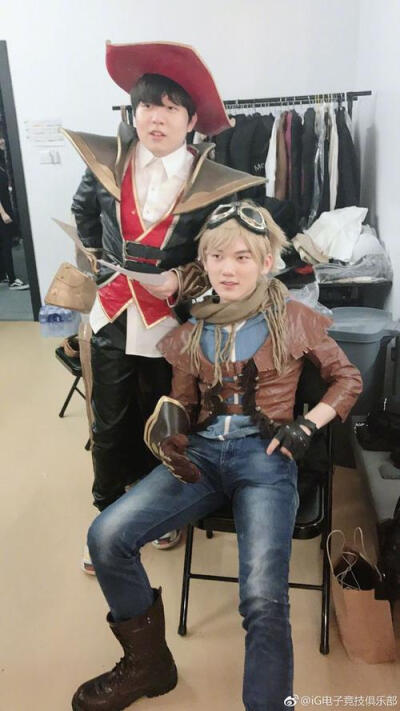 吉吉国王反野打法！韩跑跑反红思路教学，观众：骗了两个大招不亏